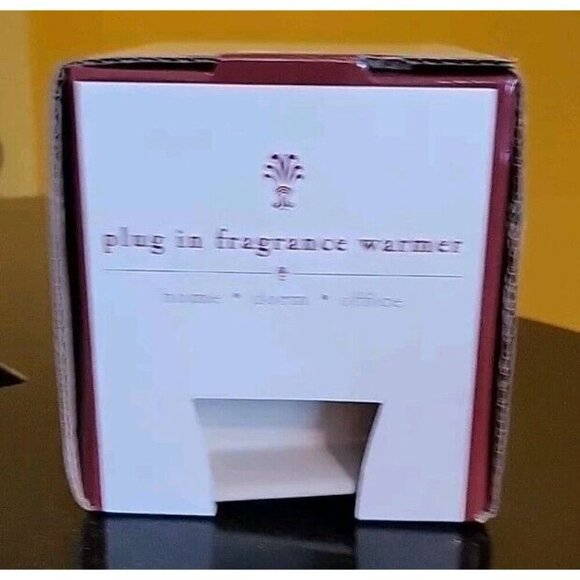 Plug In Fragrence Tuscany Candle Fragrance Bar Warmer White Square by Langley - Picture 4 of 7